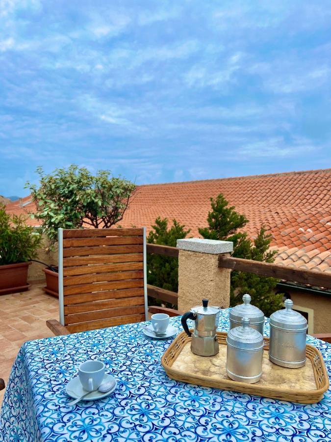 Appartamento Il Caracolo A Cala Francese La Maddalena (Sassari) Exterior foto
